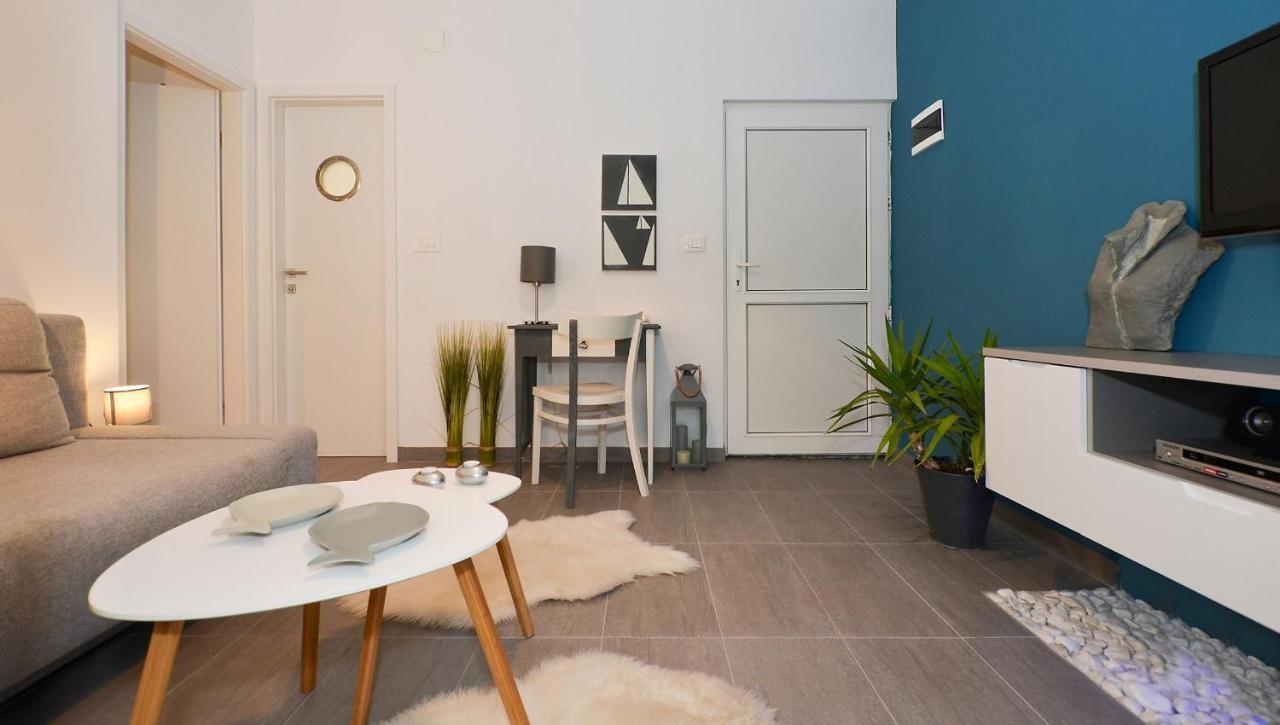 Marineblue Apartment Trogir Bagian luar foto